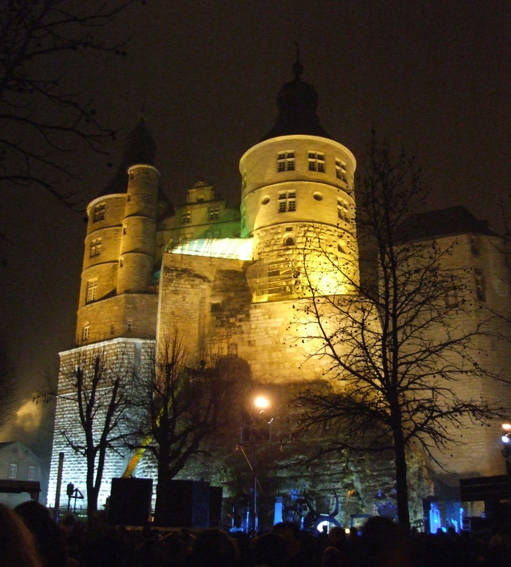 chateau de montbéliard nuit